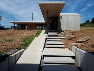 Usazování materiálu - úprava terénu